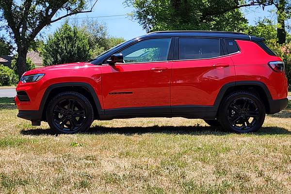 2023 Jeep Compass Night Eagle M6