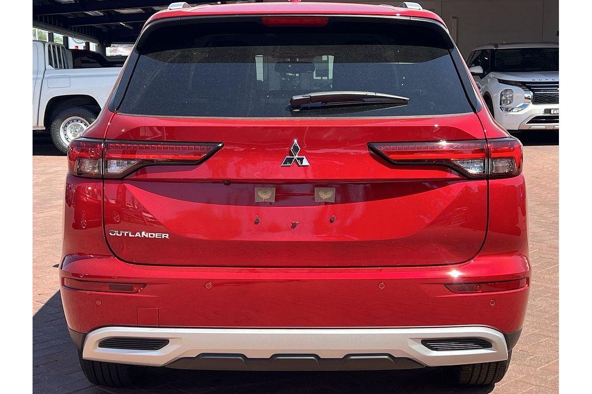 2024 Mitsubishi Outlander LS ZM