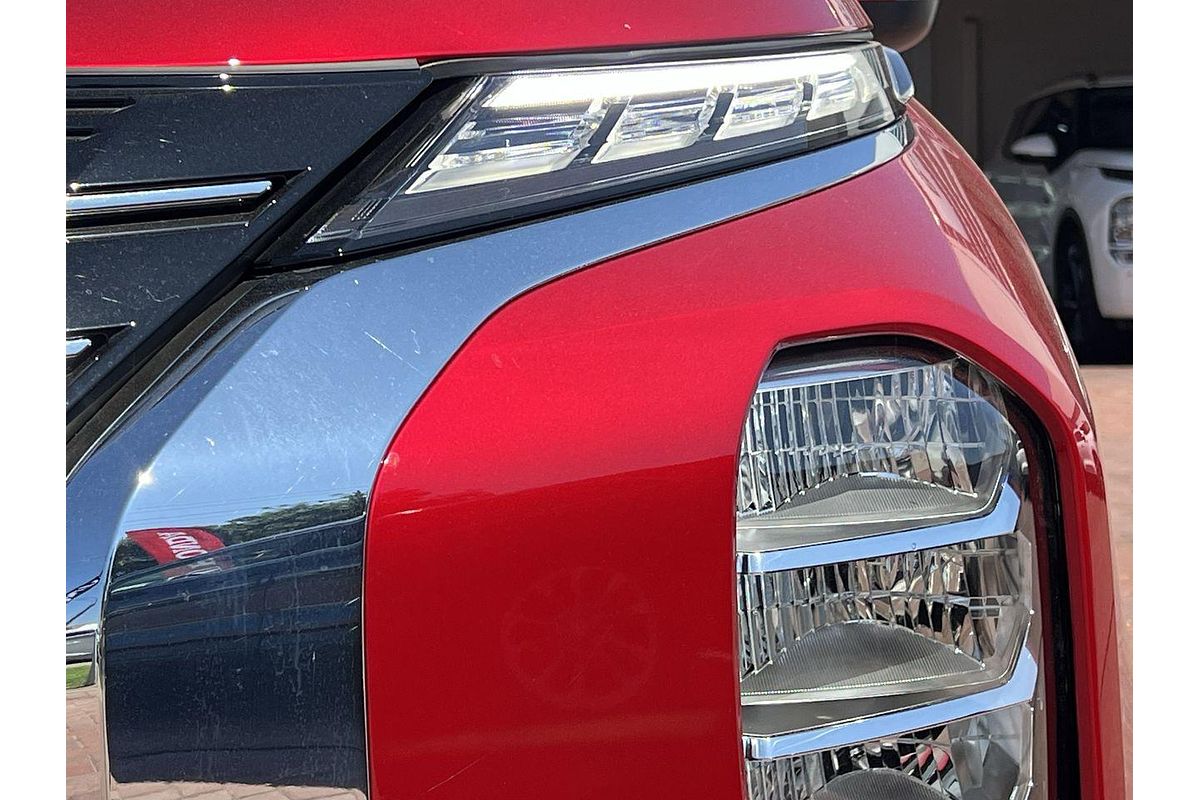 2024 Mitsubishi Outlander LS ZM