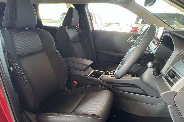 2024 Mitsubishi Outlander LS ZM