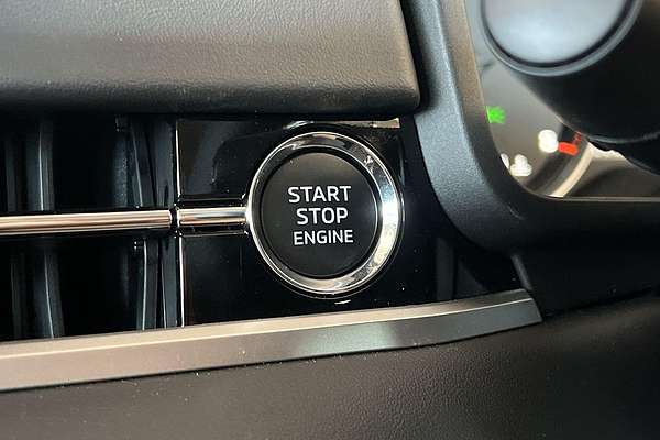 2024 Mitsubishi Outlander LS ZM