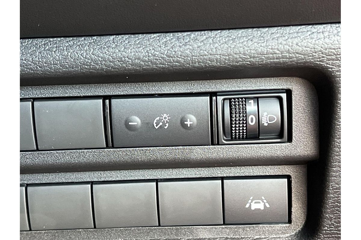 2024 Mitsubishi Outlander LS ZM