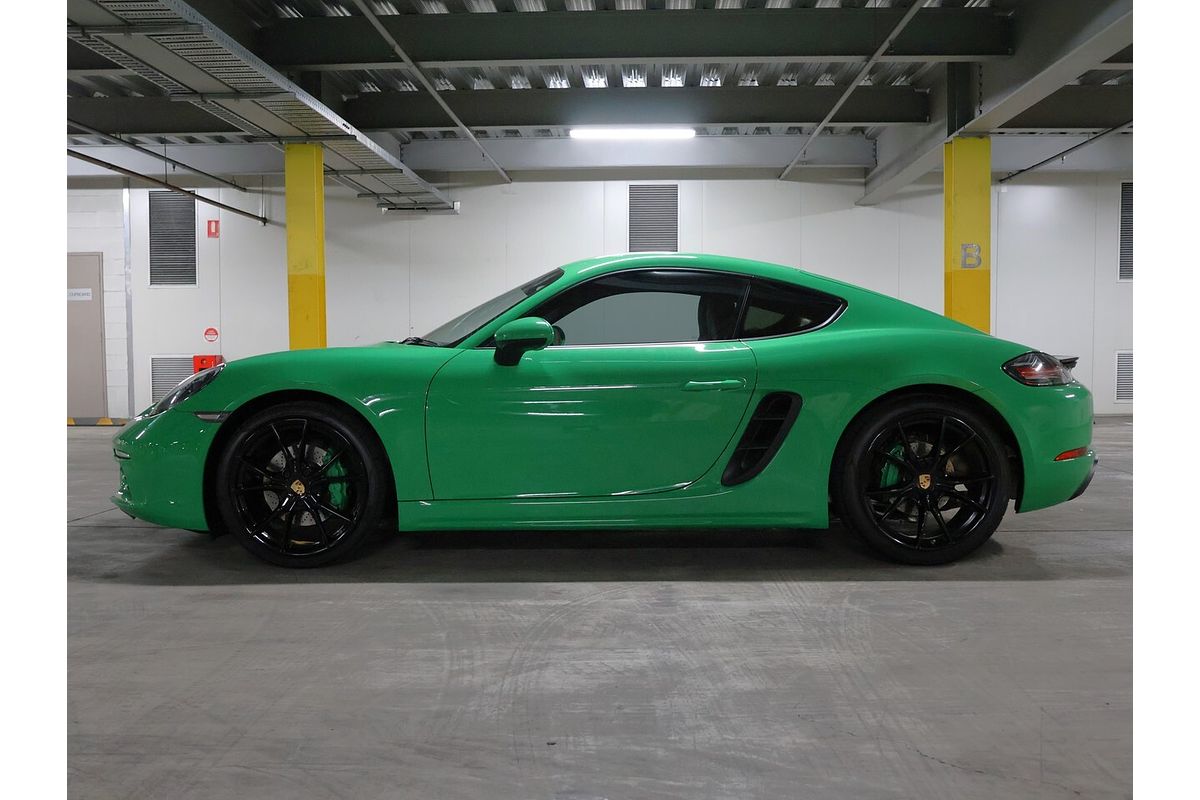 2021 Porsche 718 Cayman 982