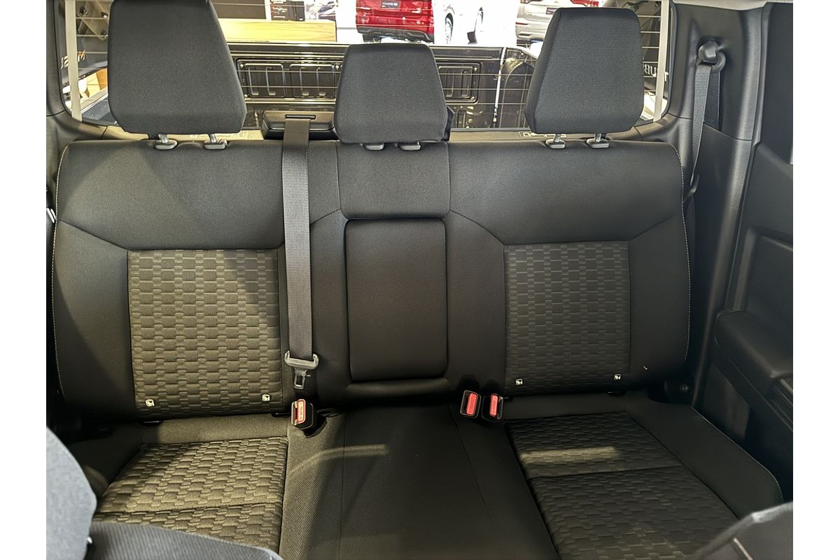 2024 Mitsubishi MV Triton GLX-R 2.4L D 6A/T 4X4 DC PU