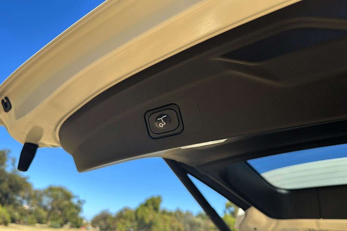 2022 Ford Everest Sport