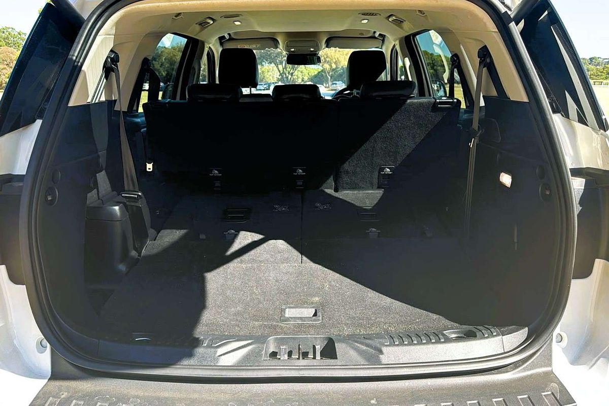 2022 Ford Everest Sport
