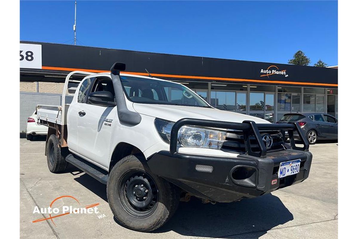 2018 Toyota HILUX SR (4x4) GUN126R MY17