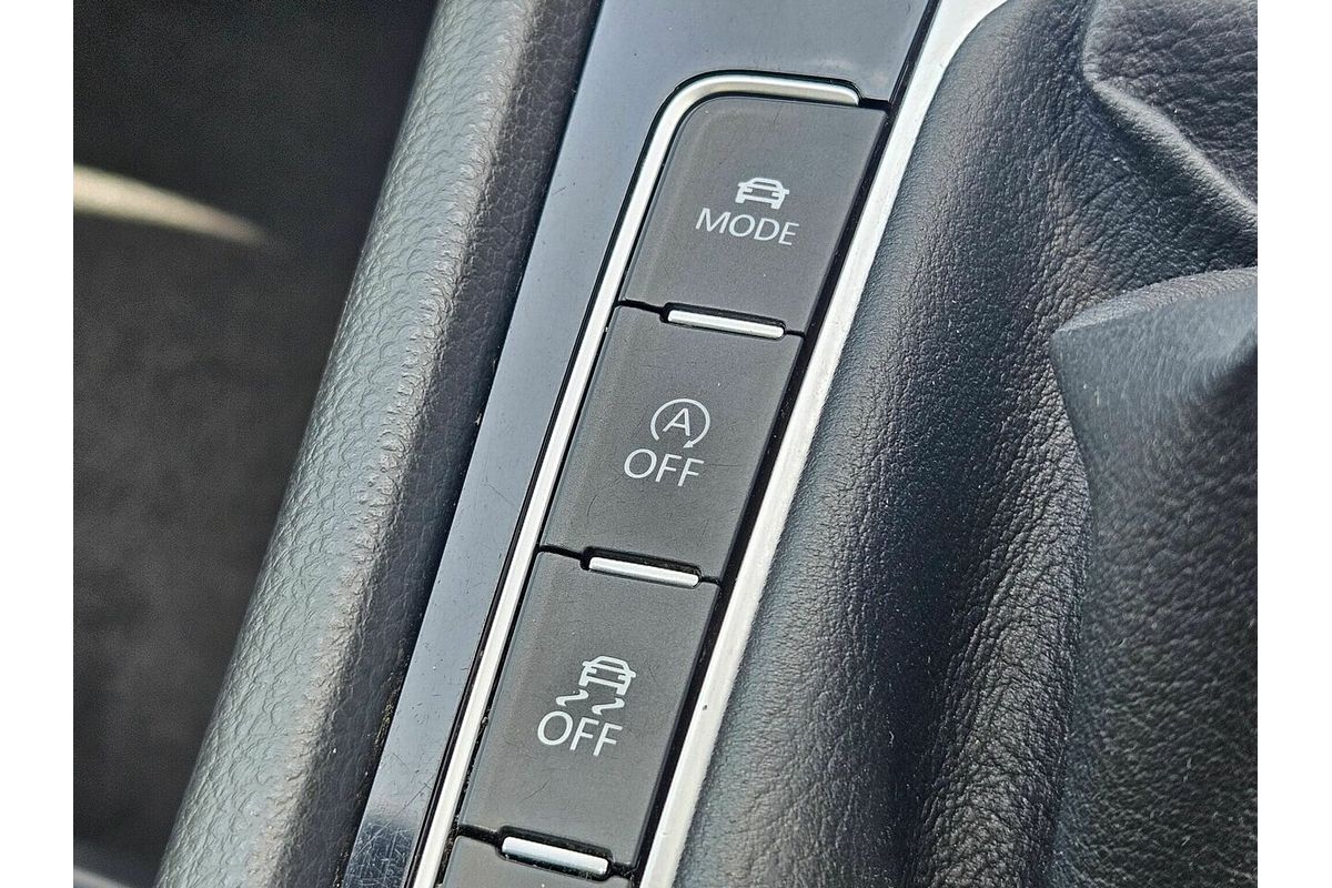 2016 Volkswagen Golf R AU MY16