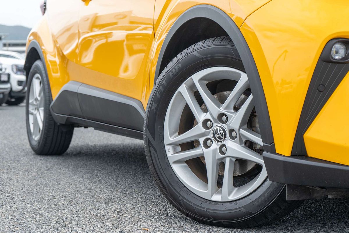 2019 Toyota C-HR NGX10R