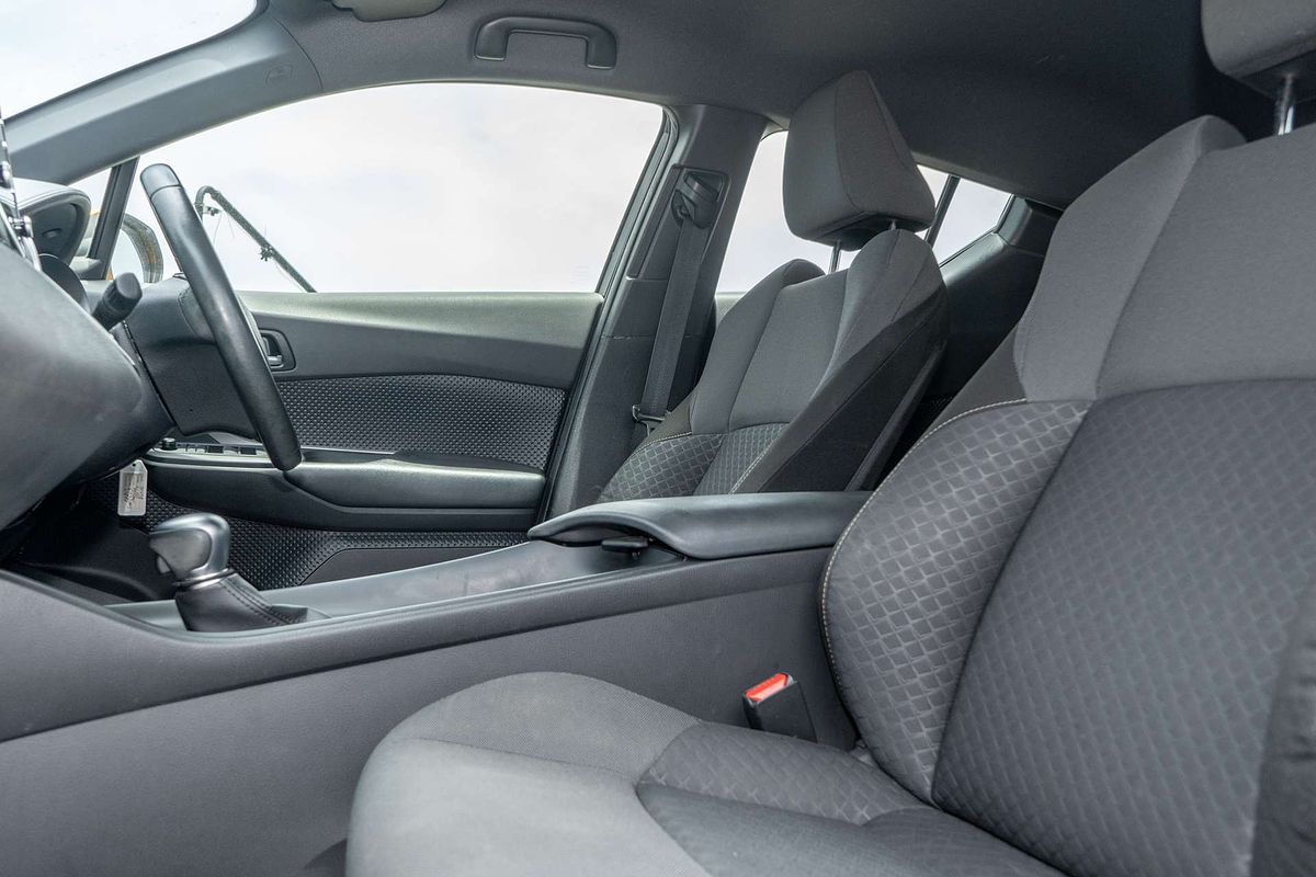 2019 Toyota C-HR NGX10R