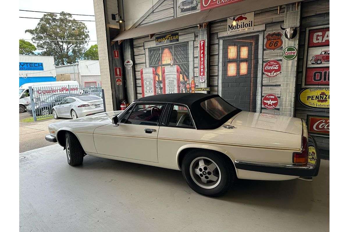 1985 Jaguar XJ-SC