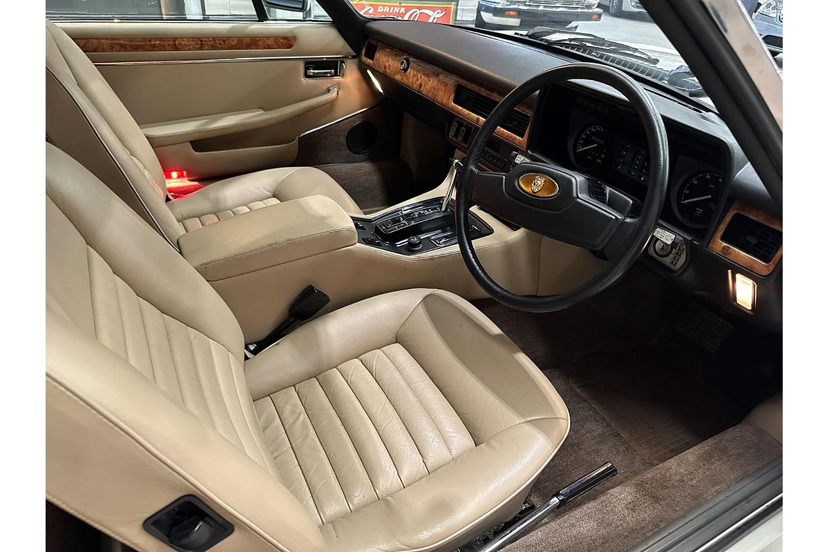 1985 Jaguar XJ-SC