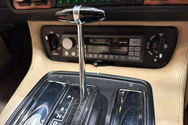 1985 Jaguar XJ-SC