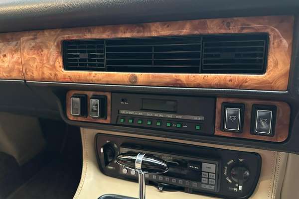 1985 Jaguar XJ-SC