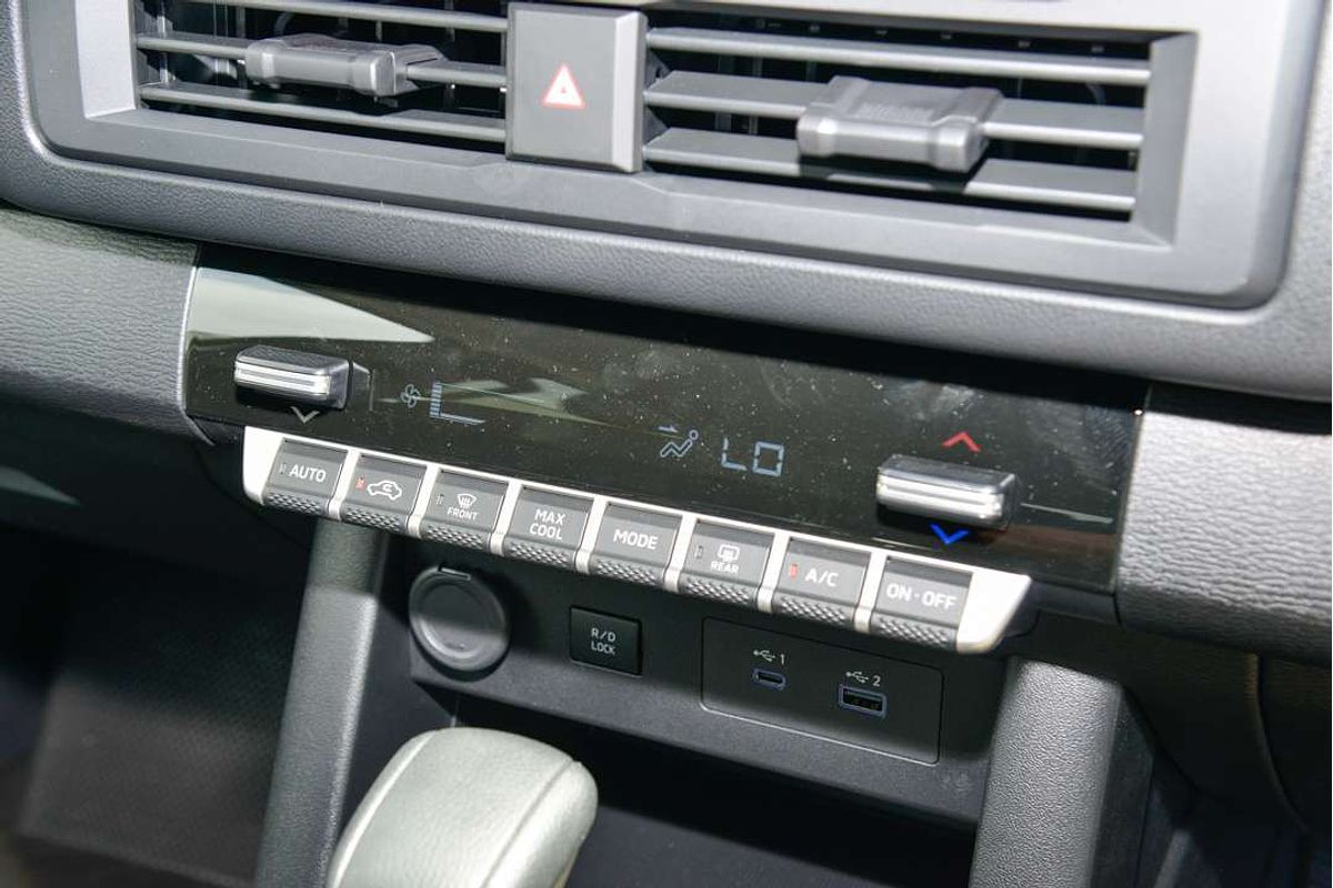 2024 Mitsubishi Triton GLX+ MV 4X4