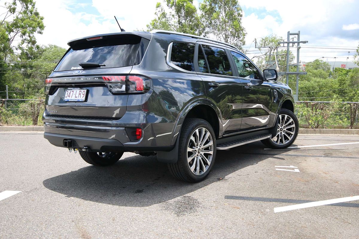 2024 Ford Everest Platinum