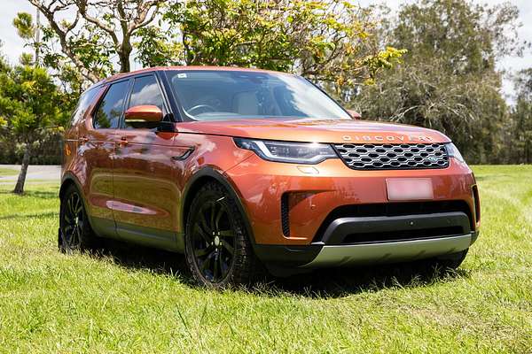 2021 Land Rover Discovery D300 S Series 5