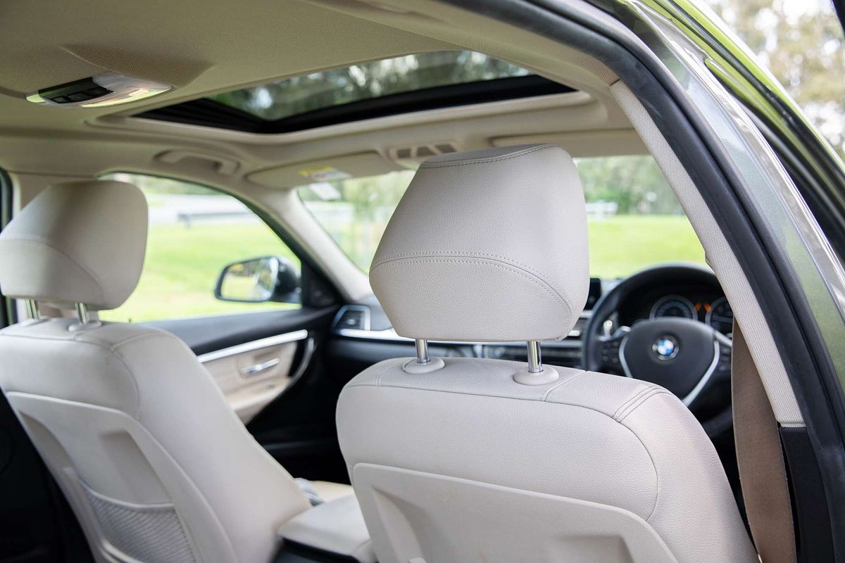 2018 BMW 3 Series 340i M Sport F30 LCI