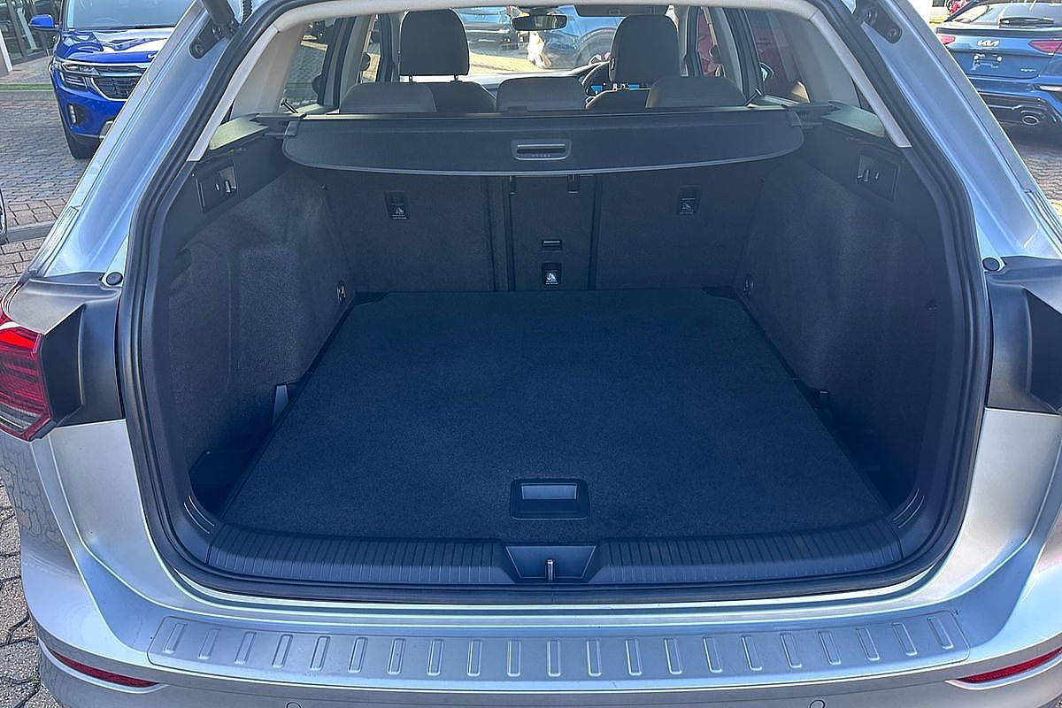 2021 Volkswagen Golf 110TSI Life 8