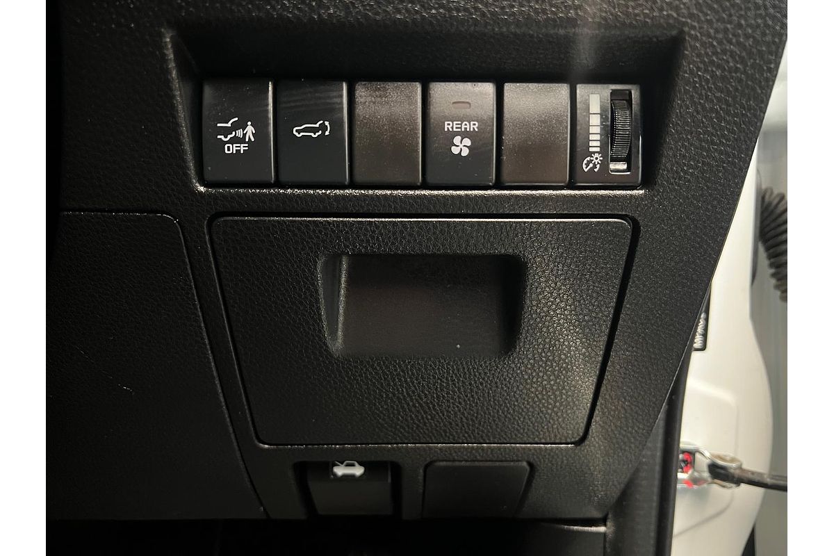 2023 Isuzu MU-X LS-U