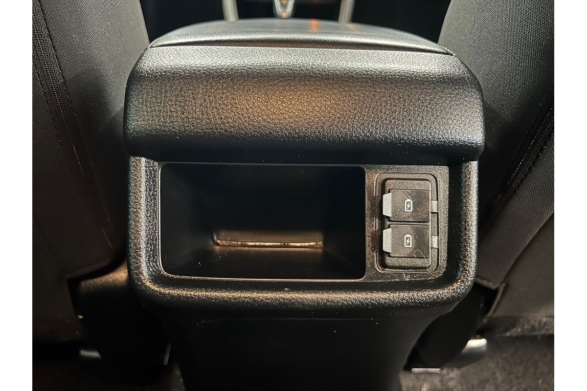 2023 Isuzu MU-X LS-U