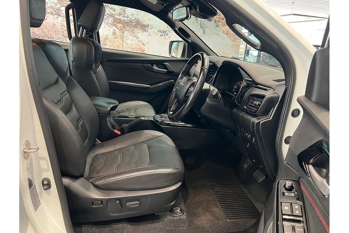 2023 Isuzu D-MAX X-TERRAIN 4X4
