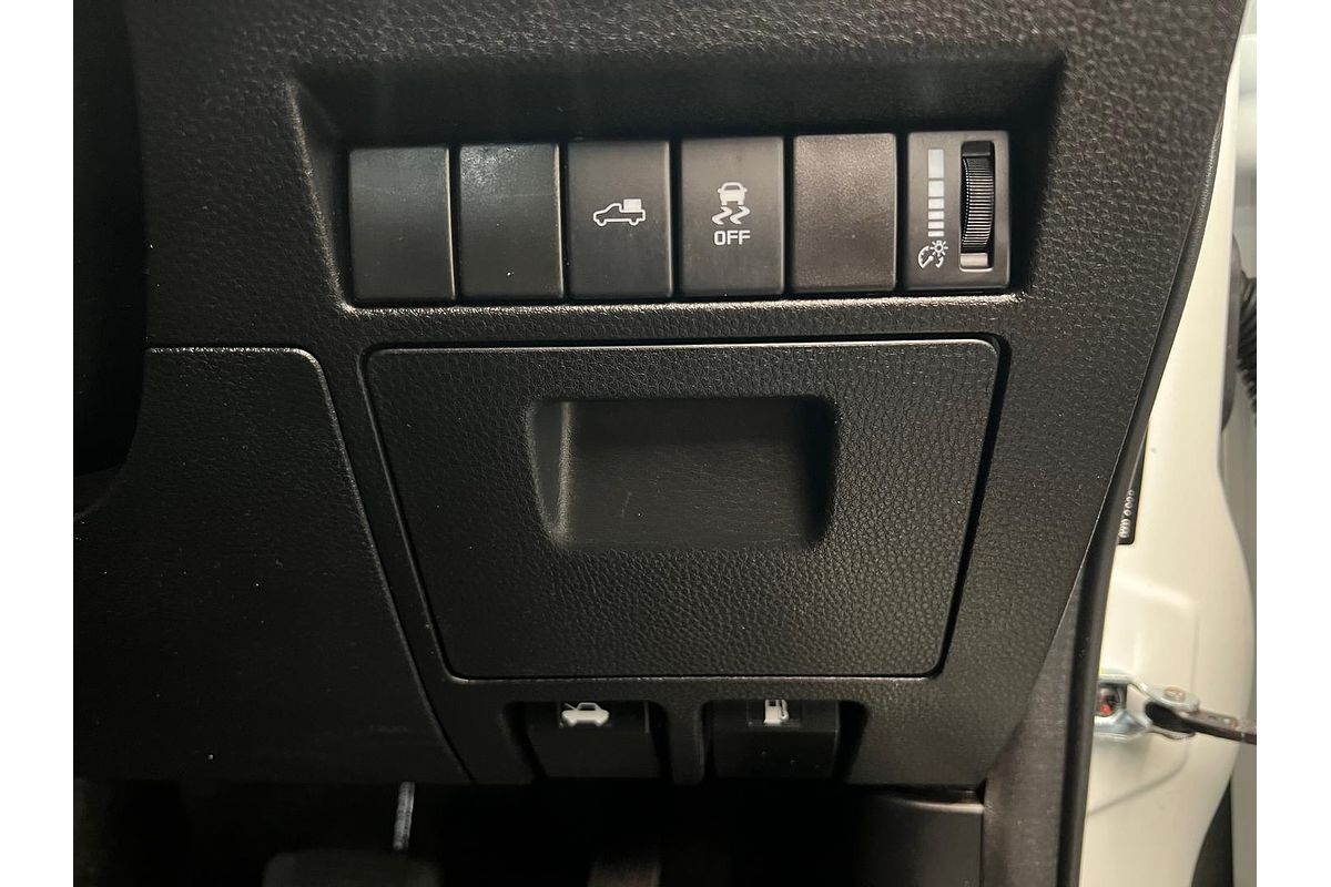 2023 Isuzu D-MAX X-TERRAIN 4X4