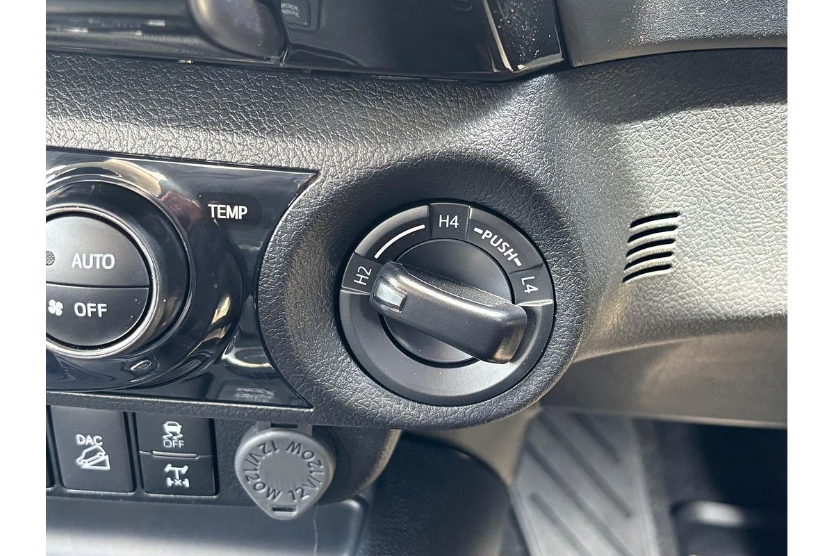 2024 Toyota Hilux SR 48V GUN126R 4X4