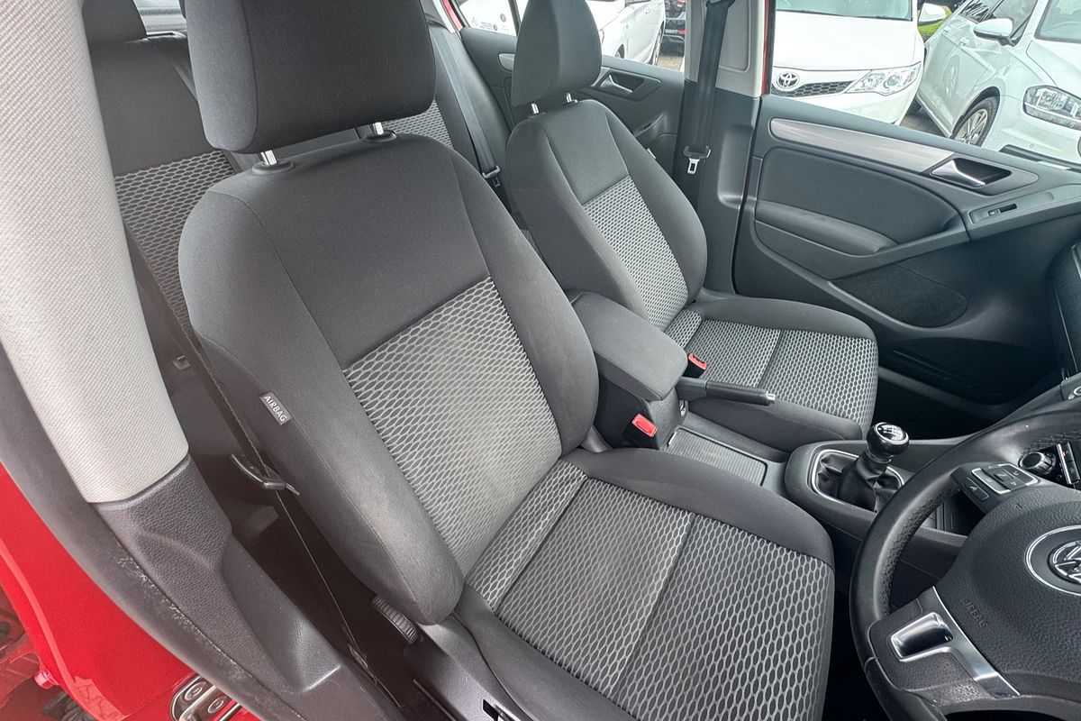 2010 Volkswagen Golf 90TSI Trendline VI