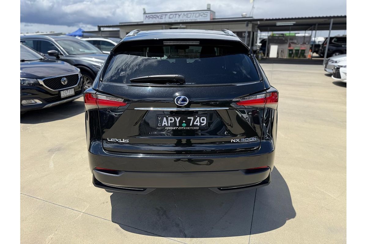 2017 Lexus NX NX300h Luxury AYZ10R