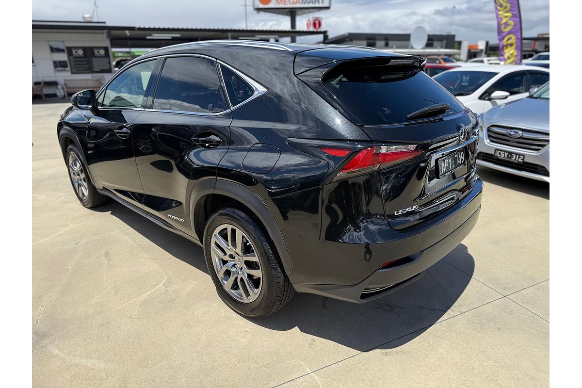 2017 Lexus NX NX300h Luxury AYZ10R