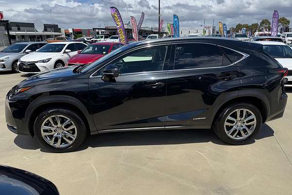 2017 Lexus NX NX300h Luxury AYZ10R