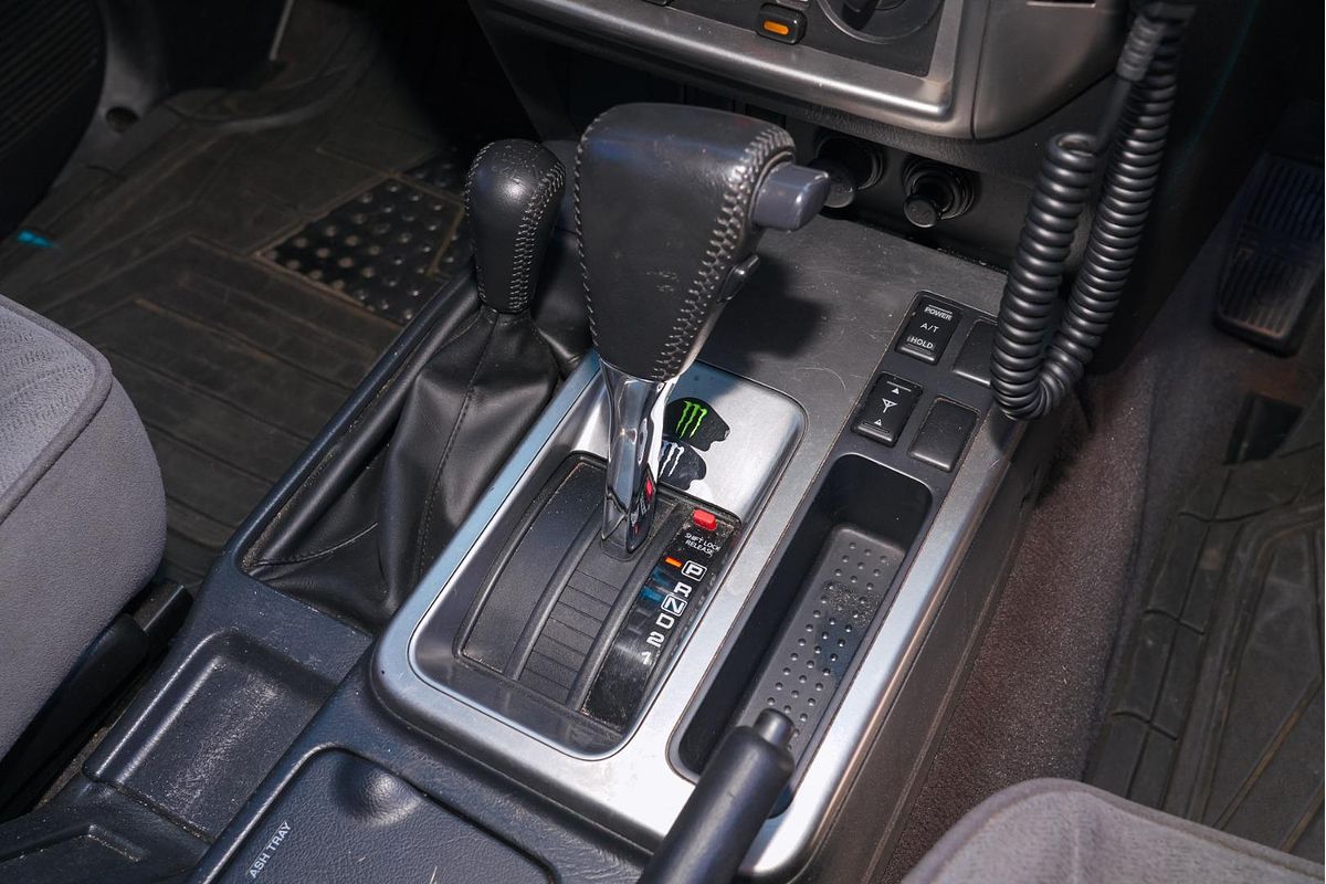 2006 Nissan Patrol ST GU IV