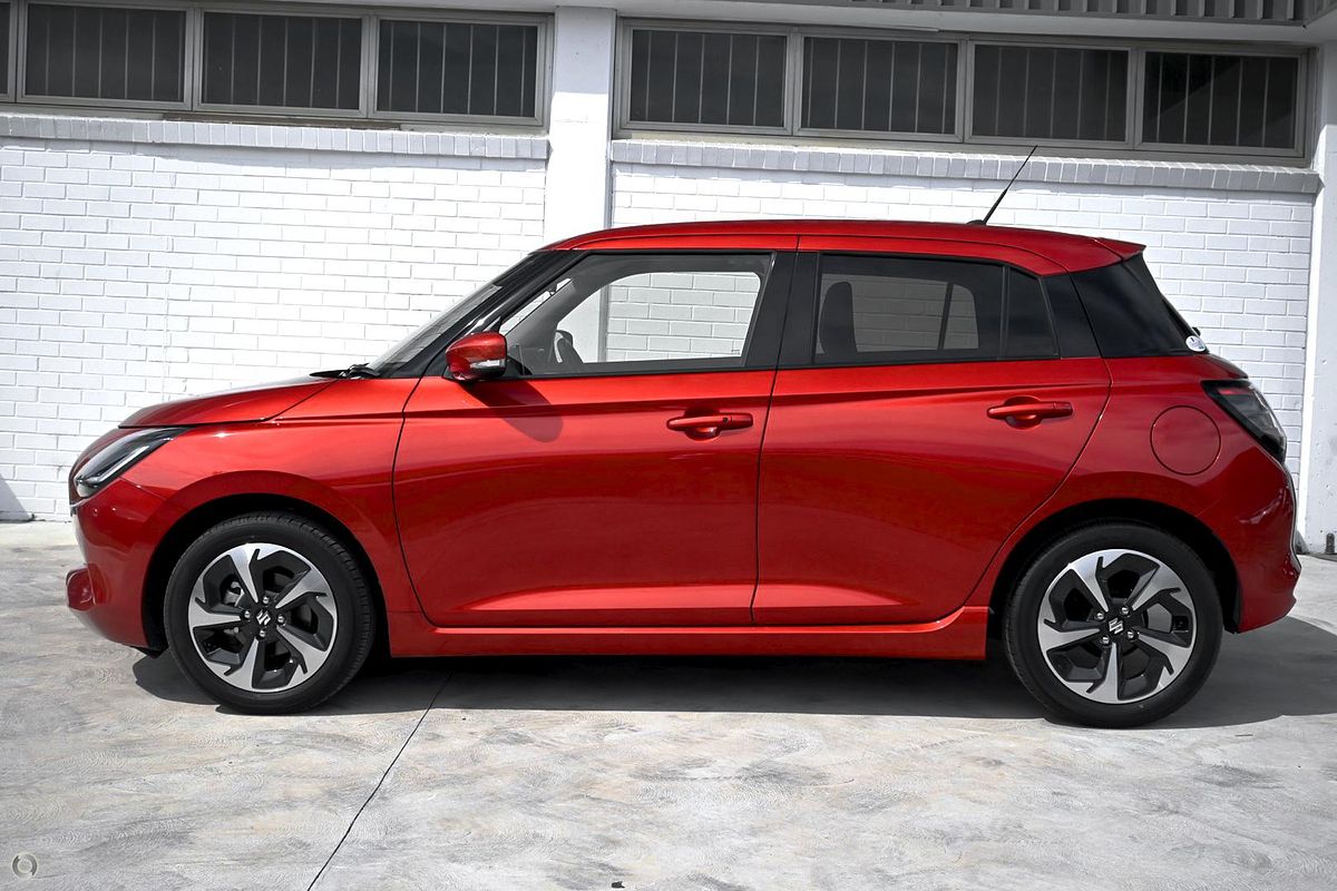 2024 Suzuki Swift Hybrid GLX UZ