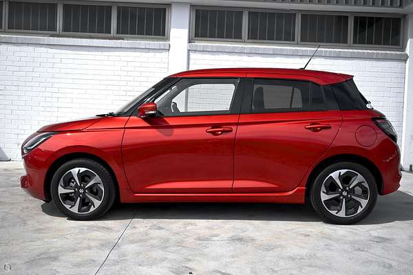 2024 Suzuki Swift Hybrid GLX UZ