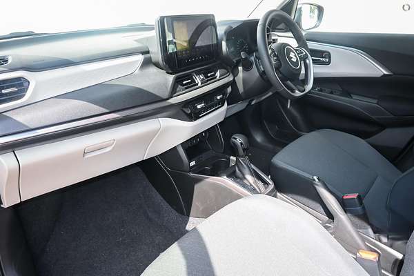 2024 Suzuki Swift Hybrid GLX UZ