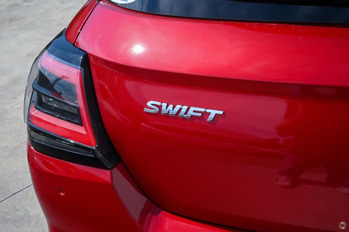 2024 Suzuki Swift Hybrid GLX UZ