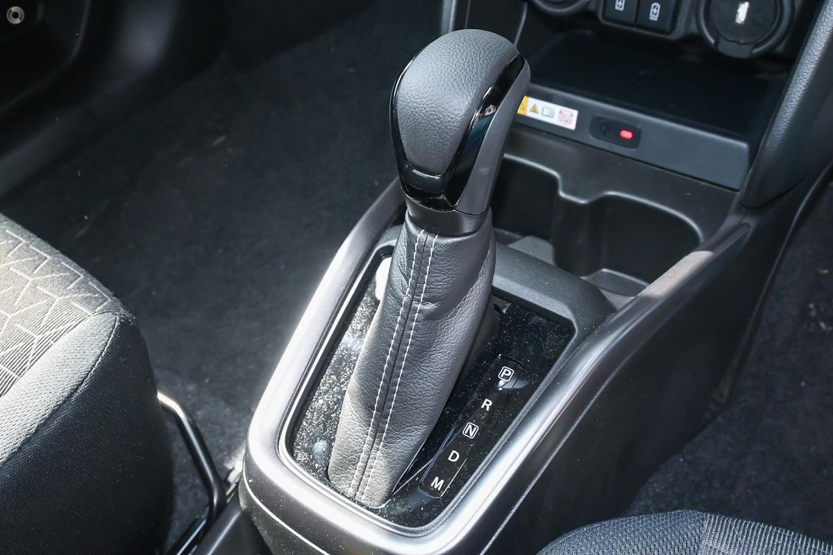 2024 Suzuki Swift Hybrid GLX UZ