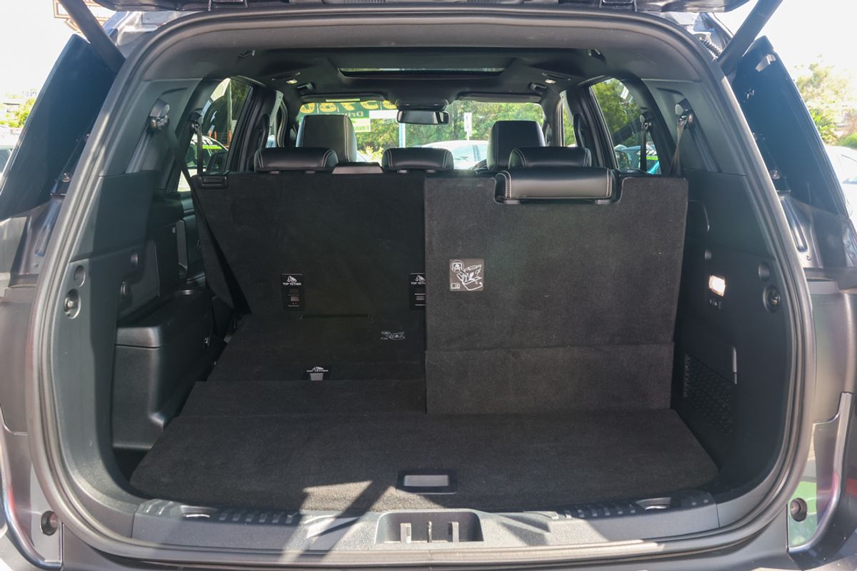 2023 Ford Everest Platinum