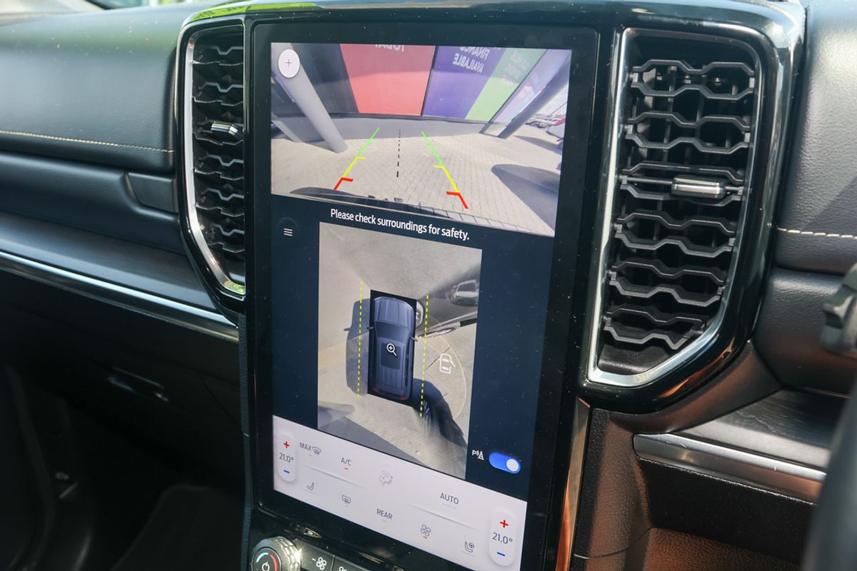 2023 Ford Everest Platinum