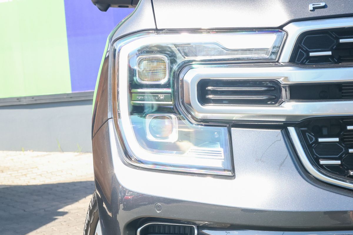 2023 Ford Everest Platinum