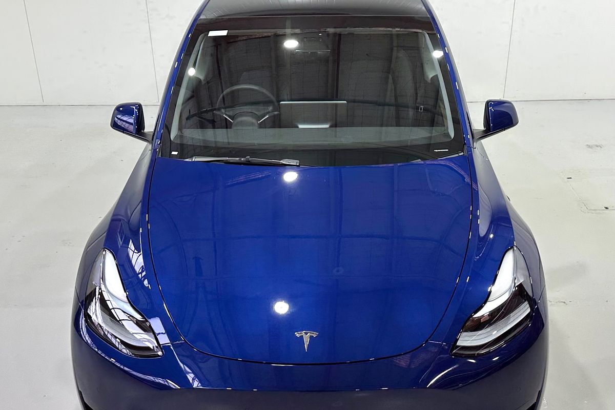 2022 Tesla Model Y Rear-Wheel Drive