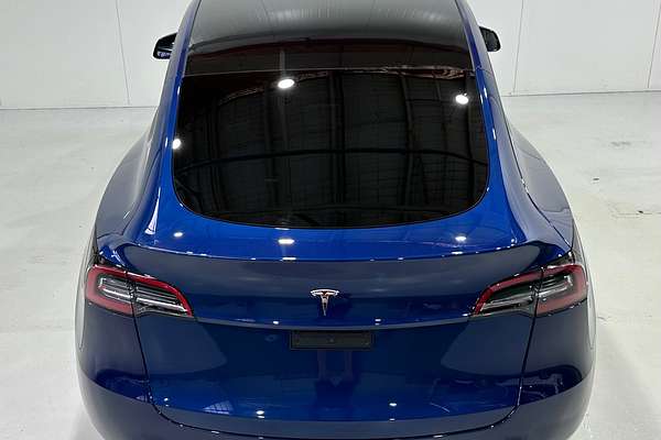 2022 Tesla Model Y Rear-Wheel Drive