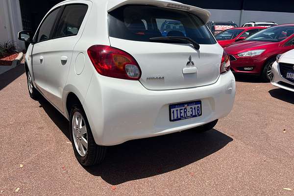 2013 Mitsubishi Mirage ES LA