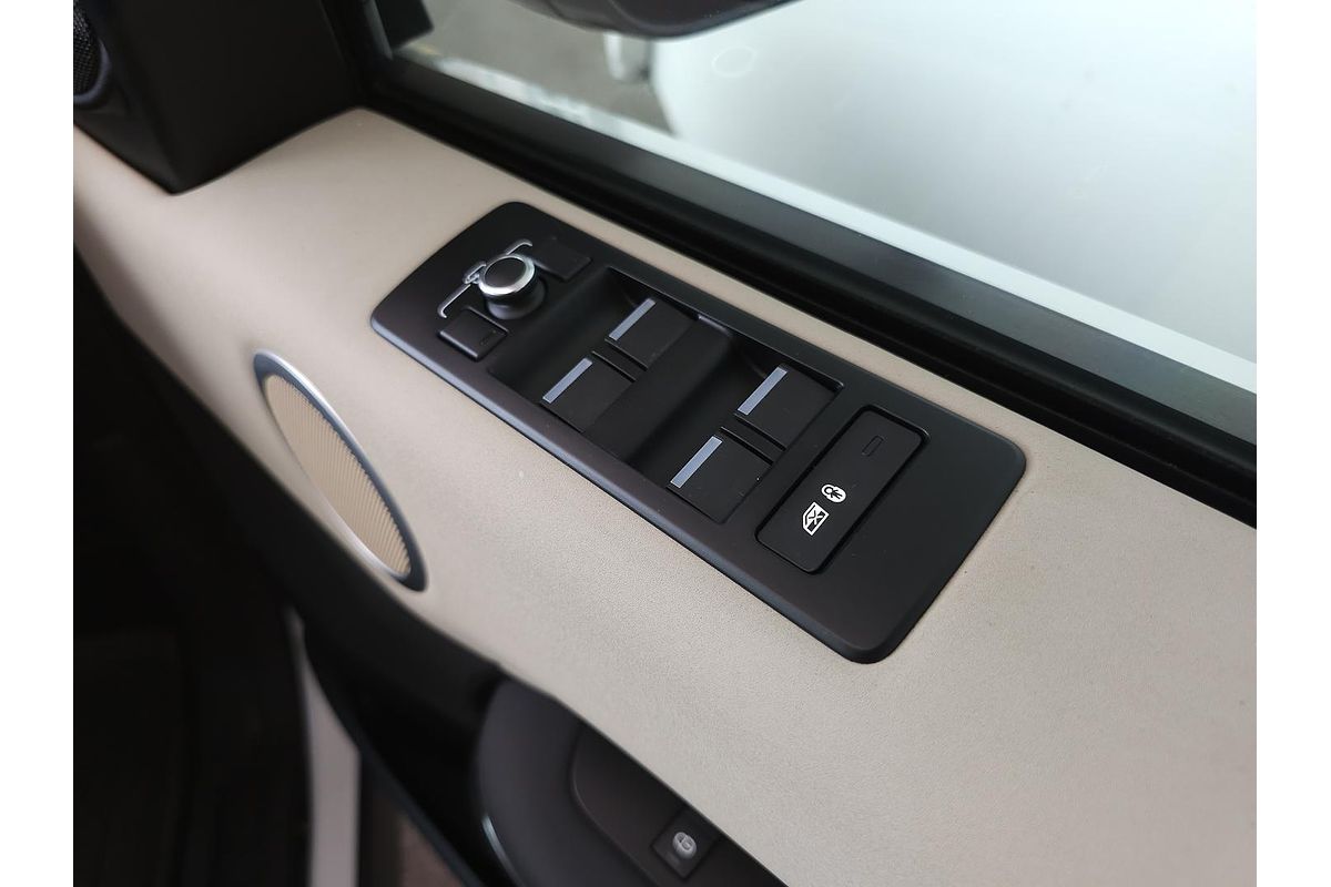 2019 Land Rover Discovery SD4 SE Series 5