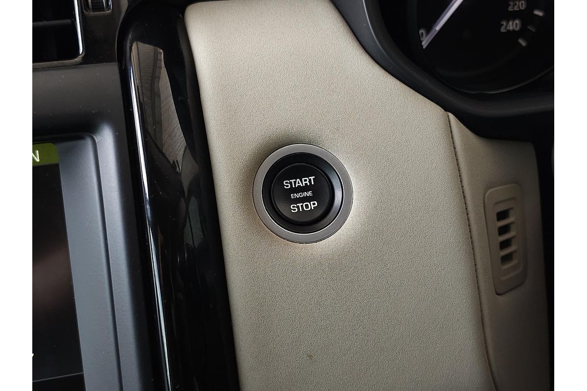 2019 Land Rover Discovery SD4 SE Series 5