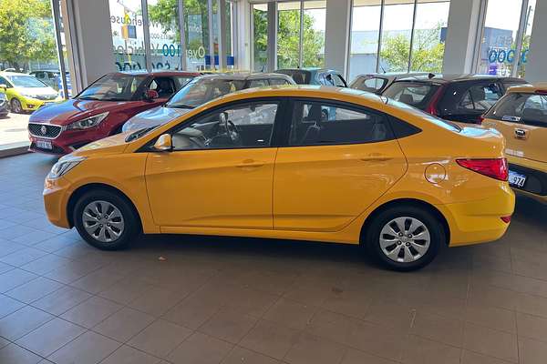 2015 Hyundai Accent Active RB3