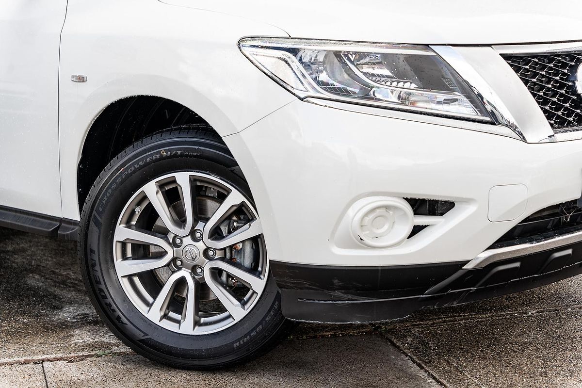 2016 Nissan Pathfinder ST R52