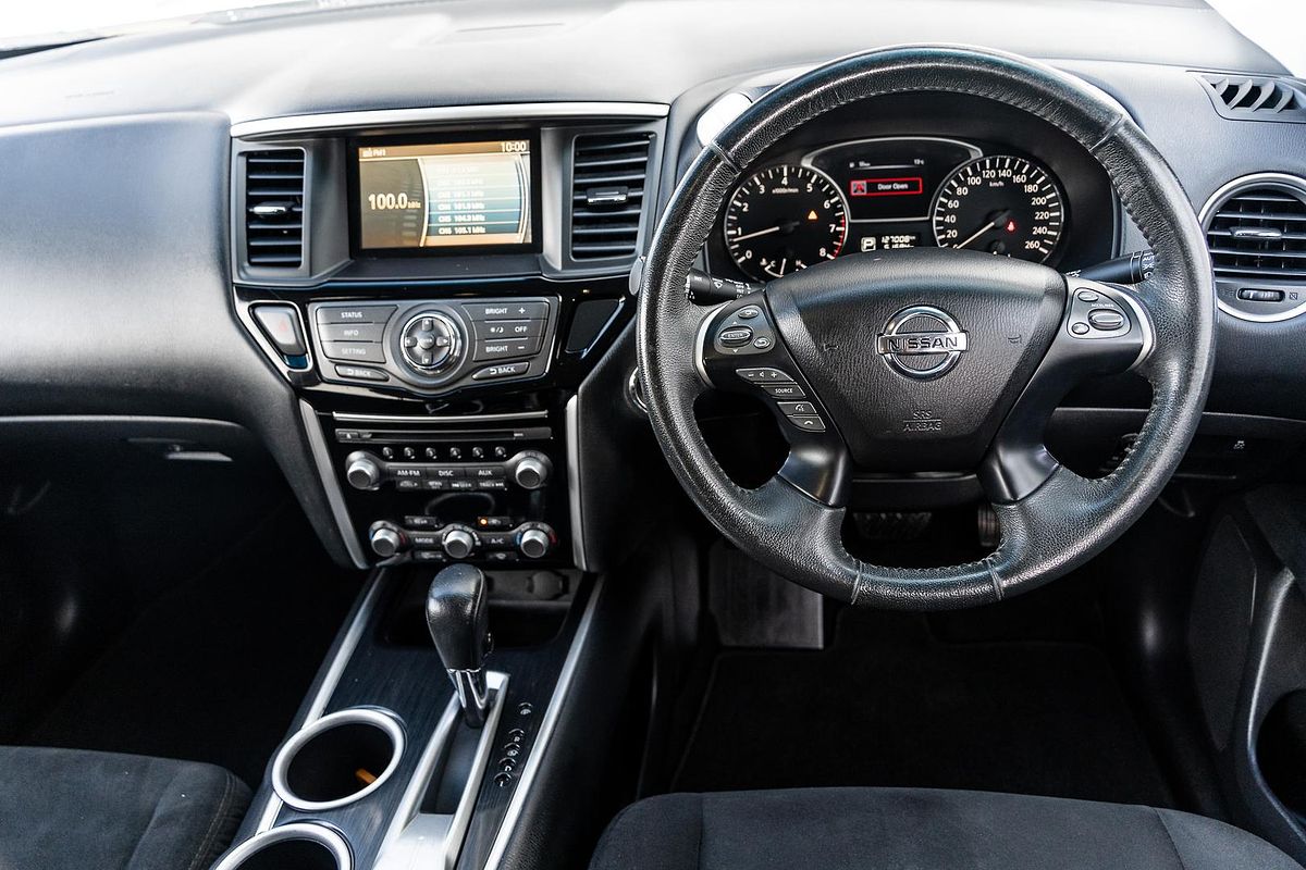 2016 Nissan Pathfinder ST R52