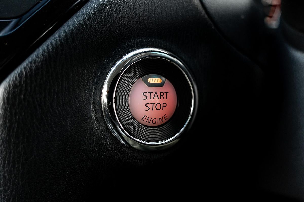 2016 Nissan Pathfinder ST R52